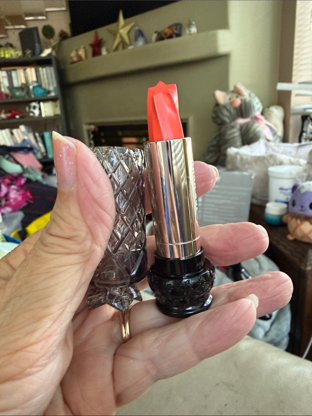 Anna Sui Lip Stick G in Shade 600. NIB! 3g